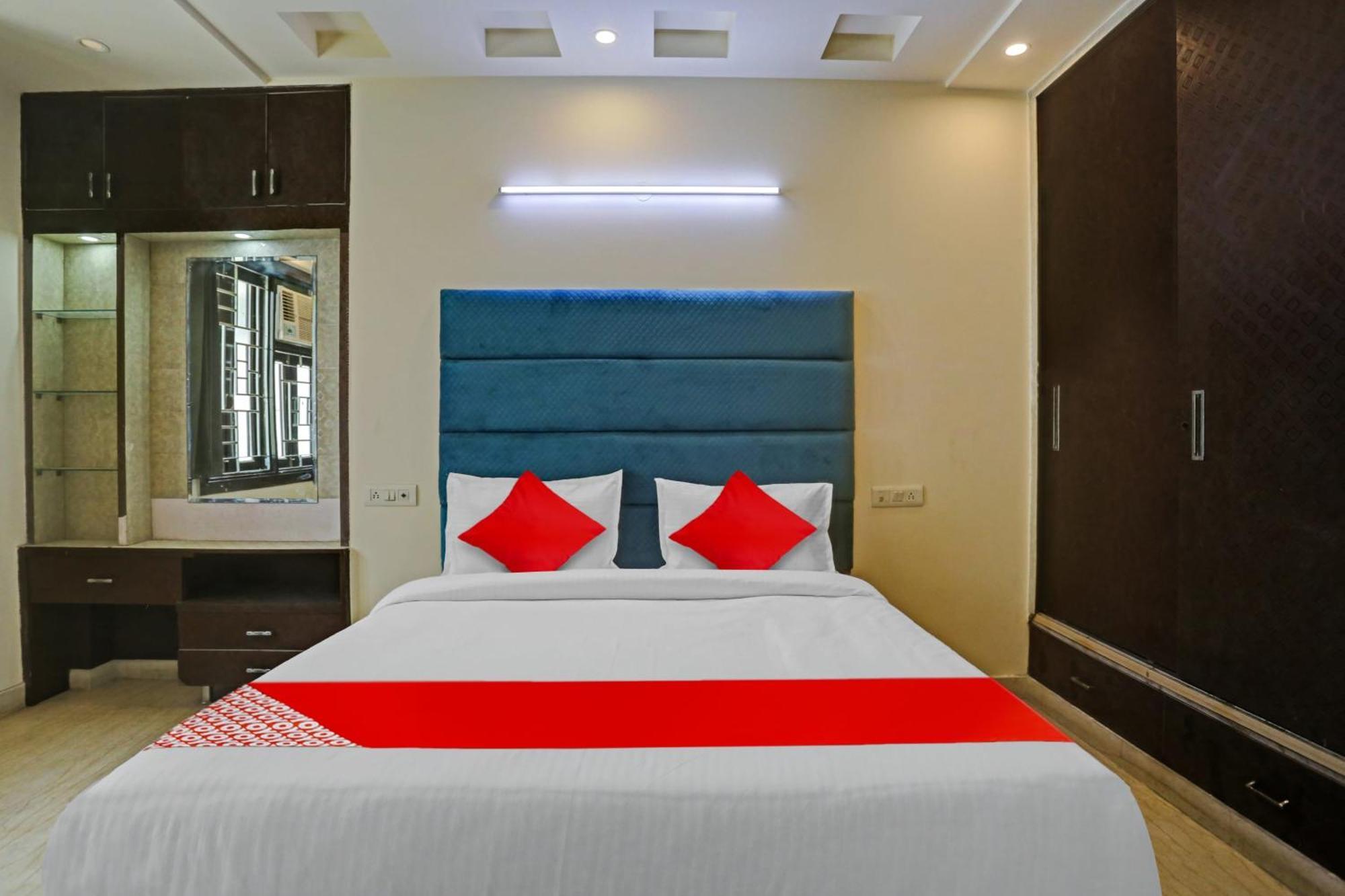 Hotel O Golden Key Inn Punjabi Bagh Neu-Delhi Exterior foto